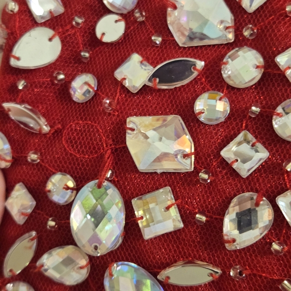 B. Darlin red strapless dress rhinestones size 14/15 (loose rhinestones) - Picture 3 of 8